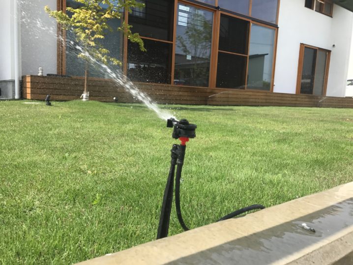 芝生の水撒きに自動散水システム タイマー付きスプリンクラー を導入した件 リクシード 仮称